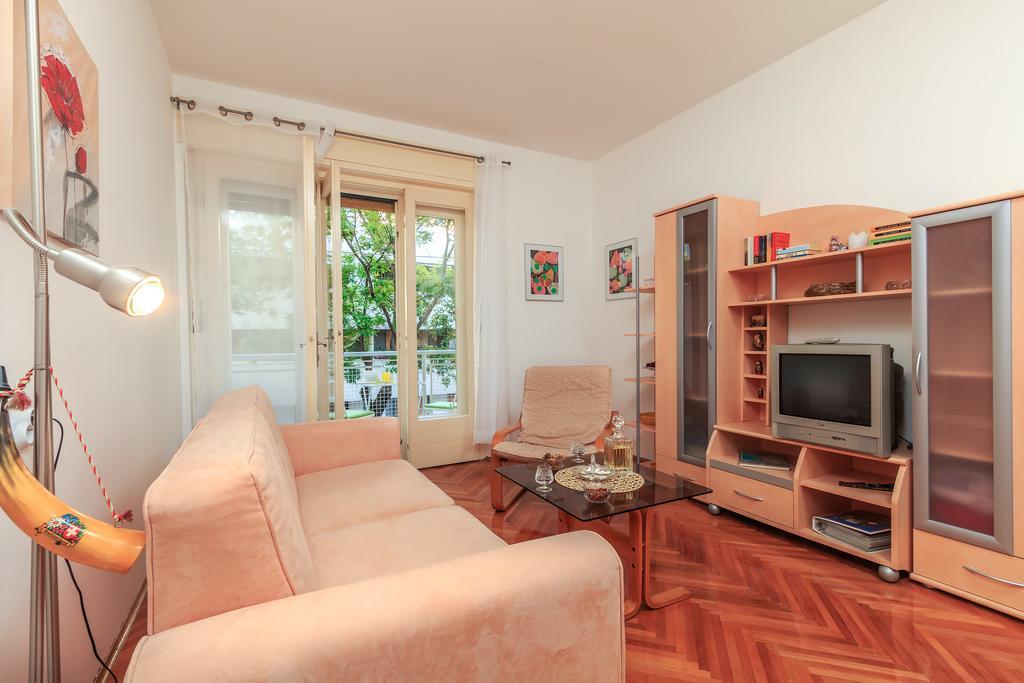 Apartment Barbaresko Split Exterior foto